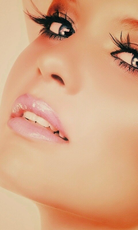 Красивое лицо обои