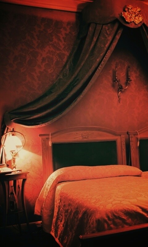 Спальня обои