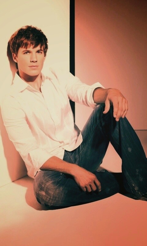 Красавчик обои