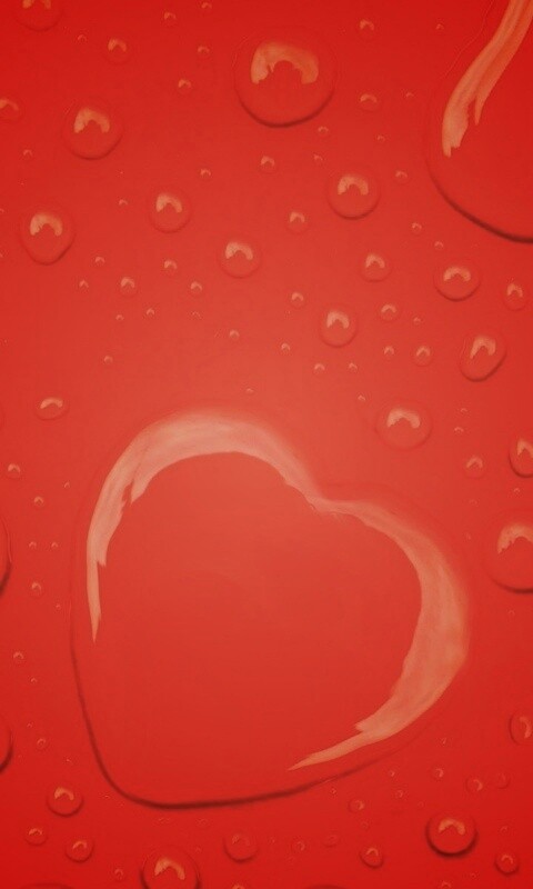 Капли на красном фоне обои