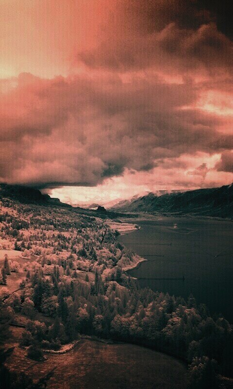 Беспокойное небо обои