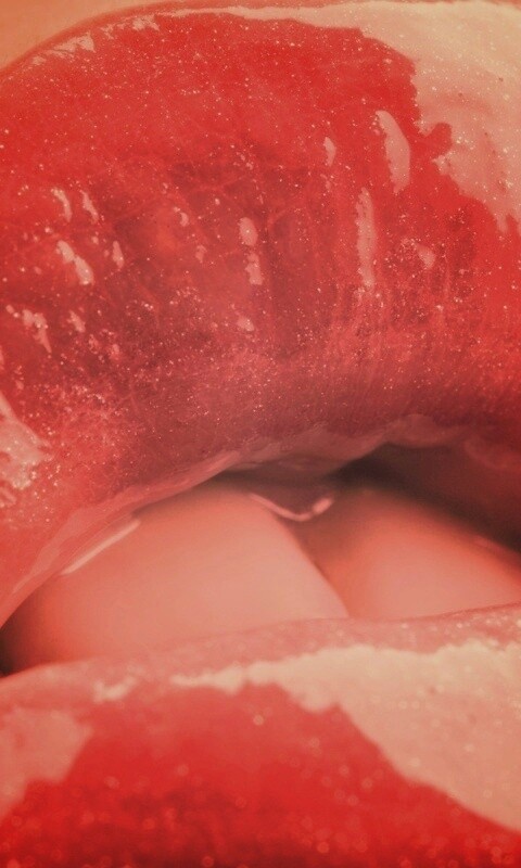 Губы с блеском обои