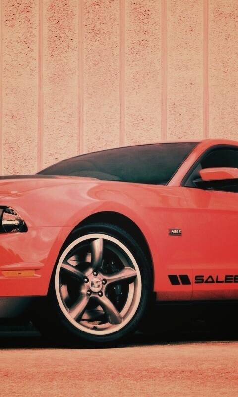 Красный Мустанг GT обои