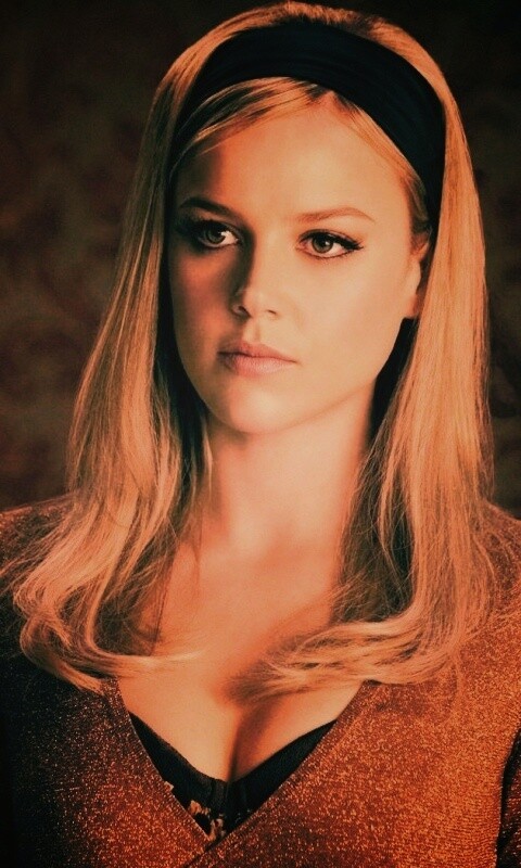 Эбби Корниш в Роли Милашки обои