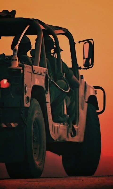 Военный Hammer обои