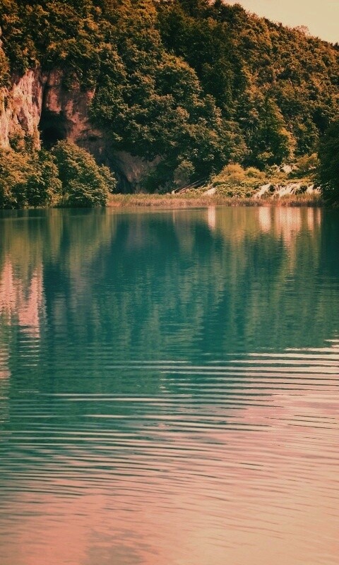 Девственное озеро обои