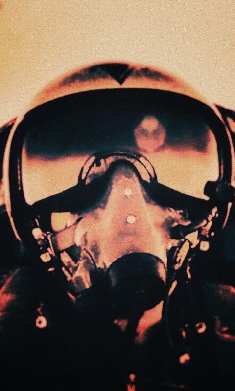 Пилот истребителя обои