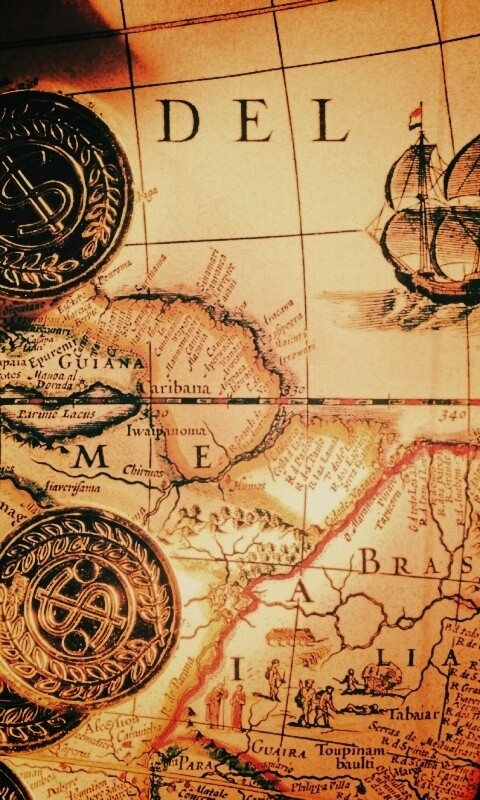 Деньги и карта сокровищ обои