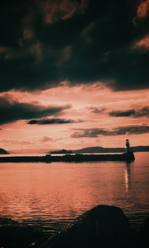 Маяк в далеке обои