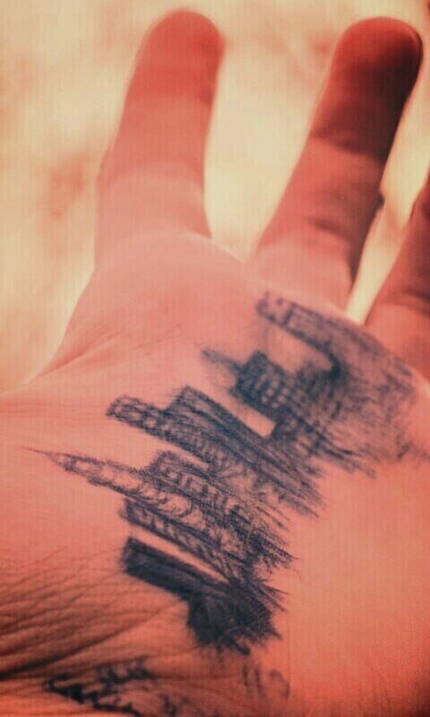 Город на ладони обои