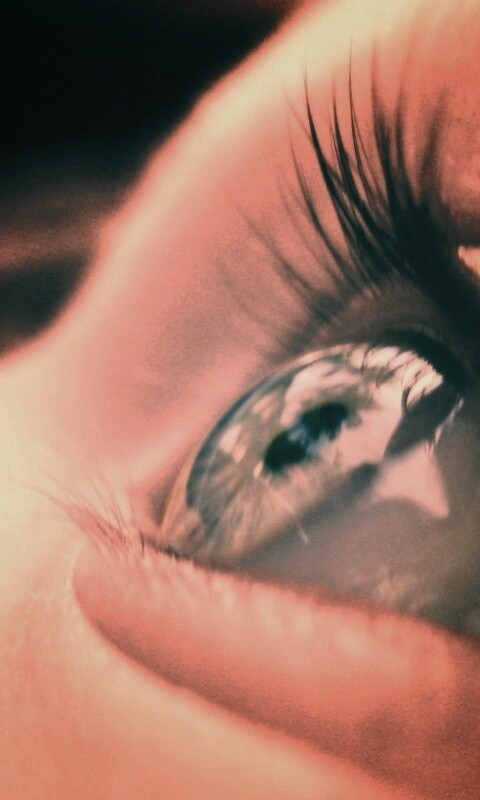 Ясный взгляд младенца обои