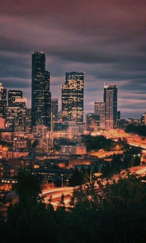 Город вдали обои