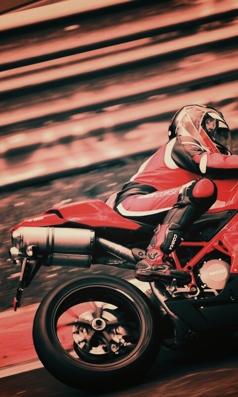Красный мотоцикл обои