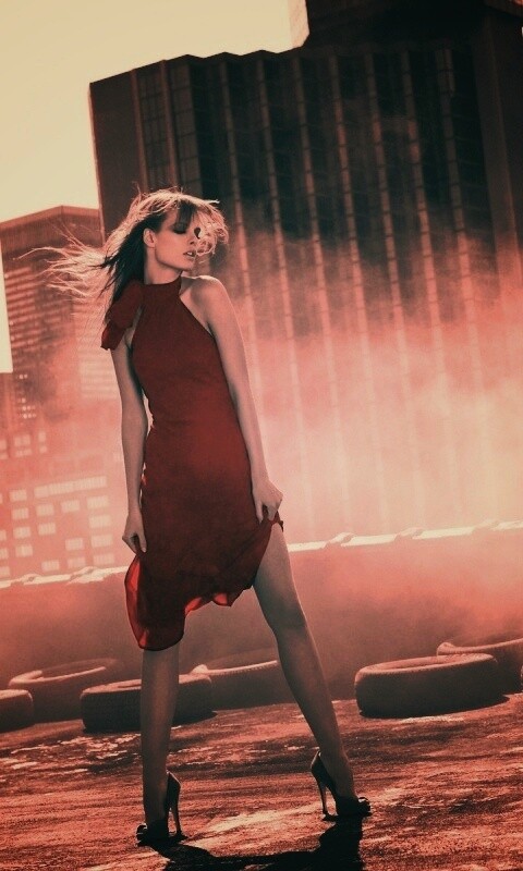 Девушка в красном обои