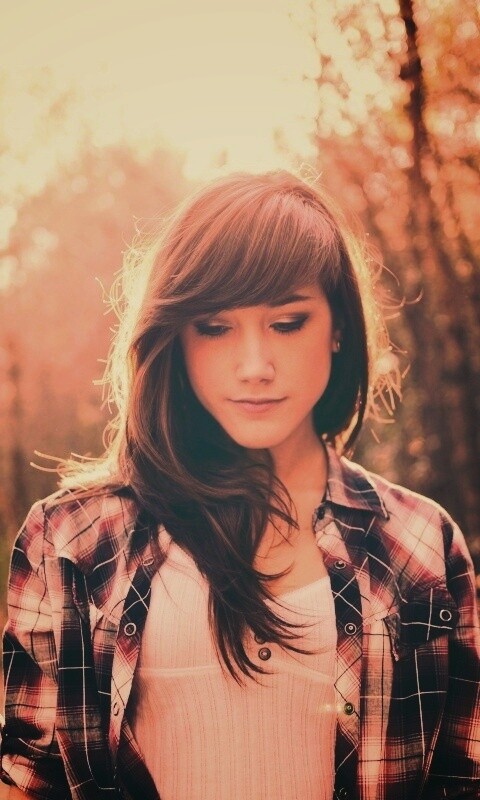 Девушка в парке обои