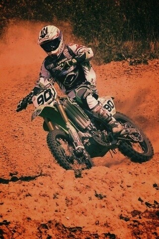 На мототреке обои