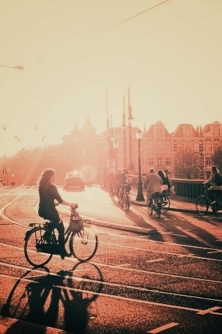 Утро в европейском городе обои