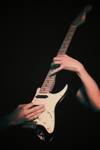 Игра на электрогитаре обои