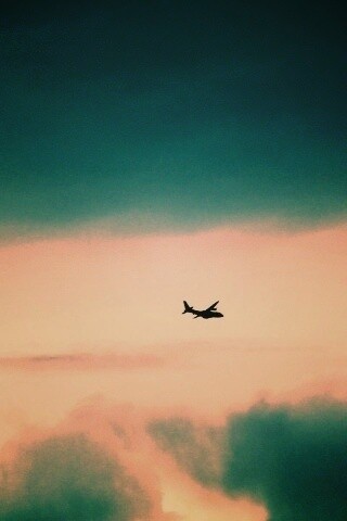 Самолет в небе обои