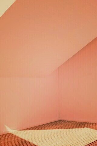 Светлая комната обои