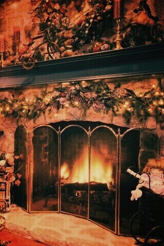 Камин обои
