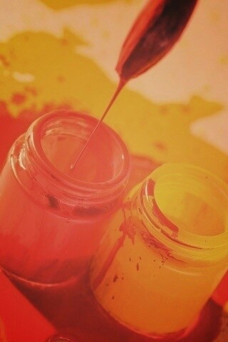 Баночки с краской обои