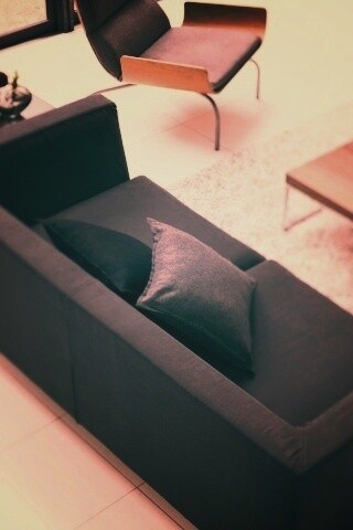 Черная мебель обои