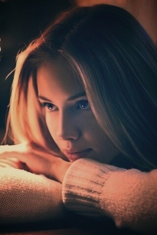 Задумалась обои