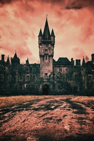 Разрушающийся замок обои