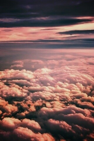 Полет над облаками обои