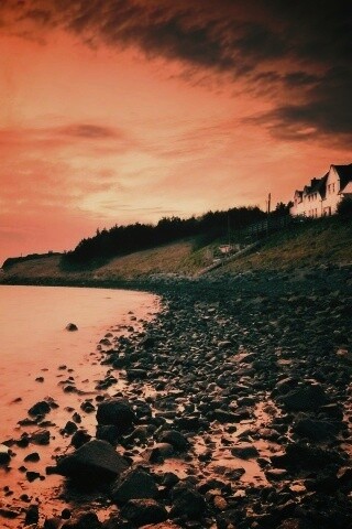 Дом у озера обои