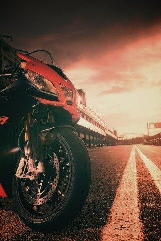 Априлия РСВ4 обои