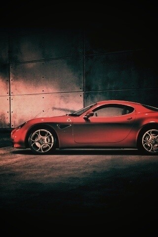 Два альфа ромео с разными кузовами обои