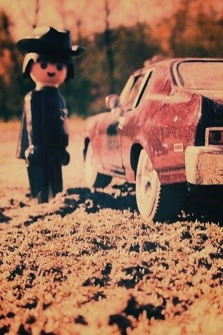 Машинка для человечка Lego обои