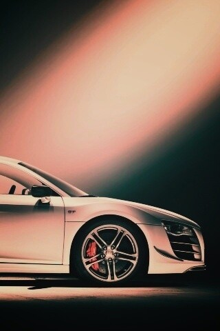 Audi R8 вид сбоку обои