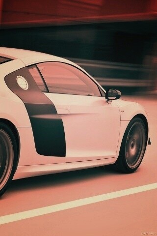 Audi R8 на скоростной трассе обои