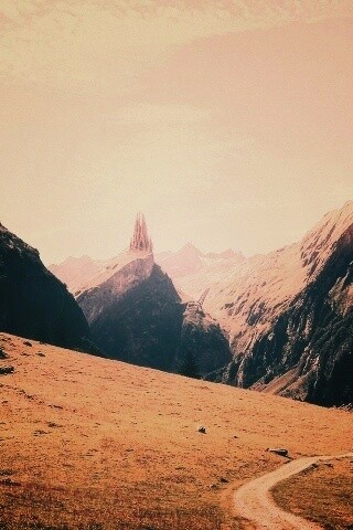 Храм в горах обои