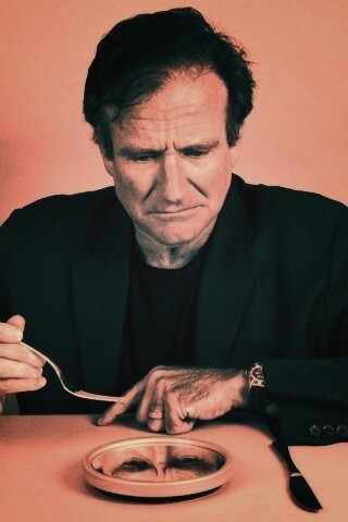 Робин Уильямс перед зеркалом обои