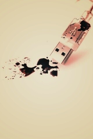 Кровавый usb обои