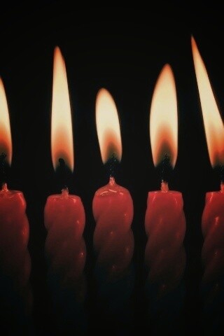 Красные свечи обои
