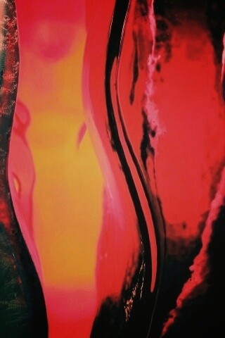 Цветные линии на стекле обои