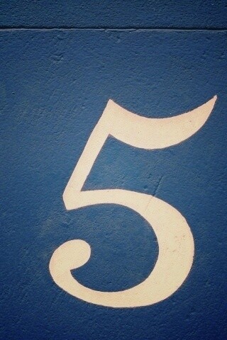 Твердая пятерка обои