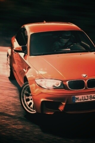 BMW M1 в заносе на треке обои