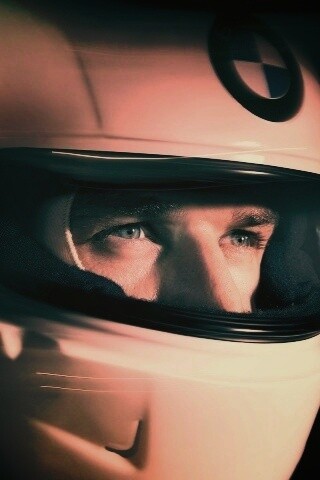 Гонщик BMW обои