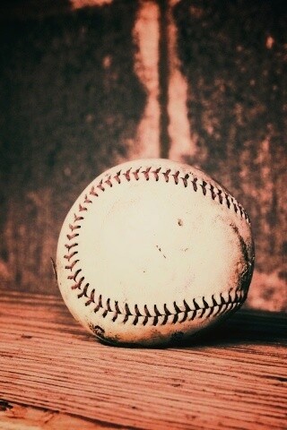 Старый бейсбольный мяч обои