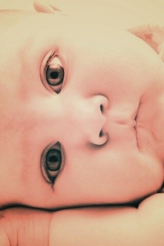 Задумчивый обои