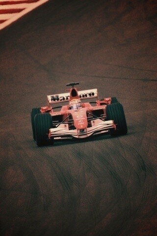 Болид на тарссе обои