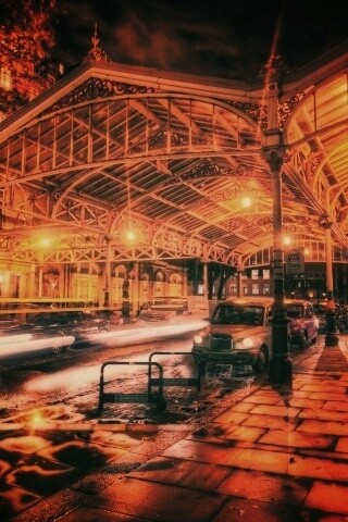 Город под фонарями обои