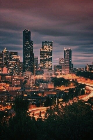 Город вдали обои