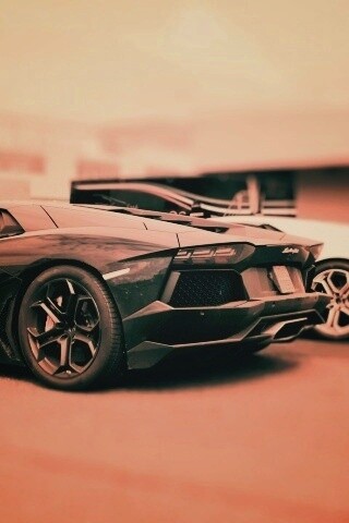 Ламборджини ревентон на парковке обои